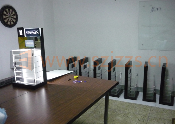 發(fā)光眼鏡架測試