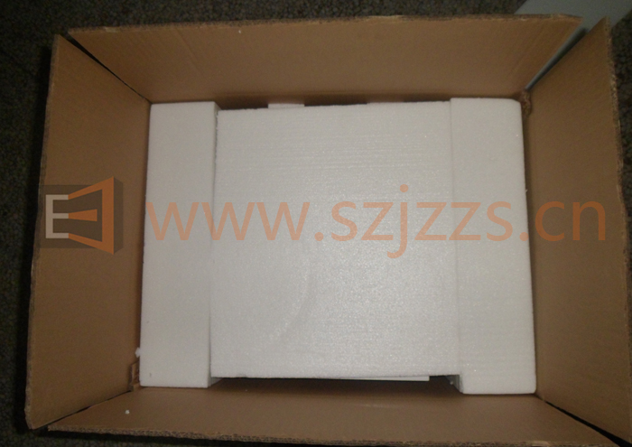 底座和廣告板打包入箱