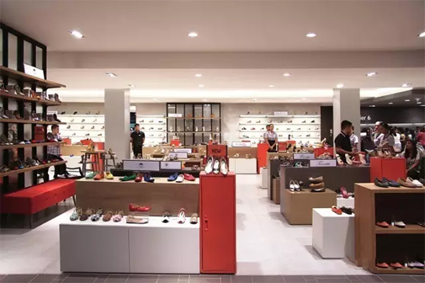 賣場服裝展示架