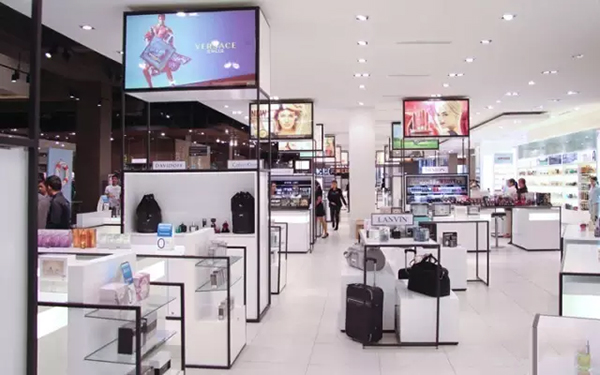 賣場服裝展示架